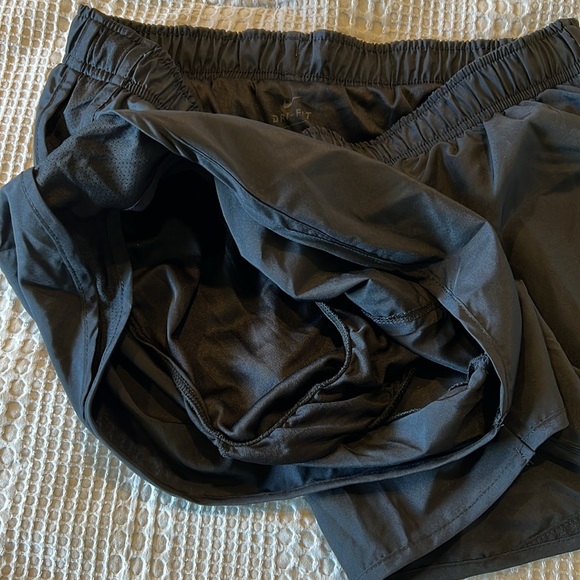 Nike Women's Running Shorts - Picture 4 of 4